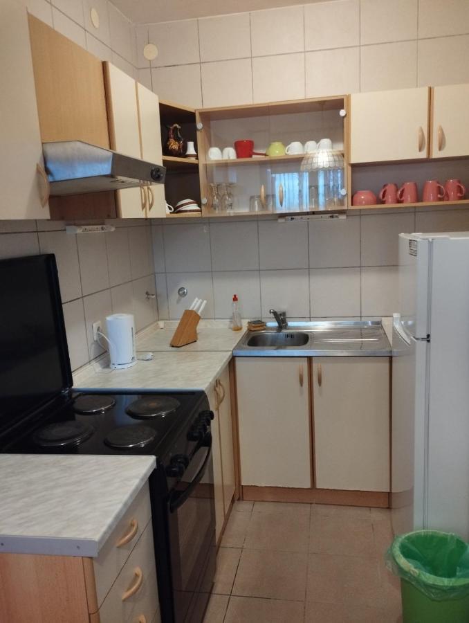 Apartments Vila Lavanda Omišalj المظهر الخارجي الصورة