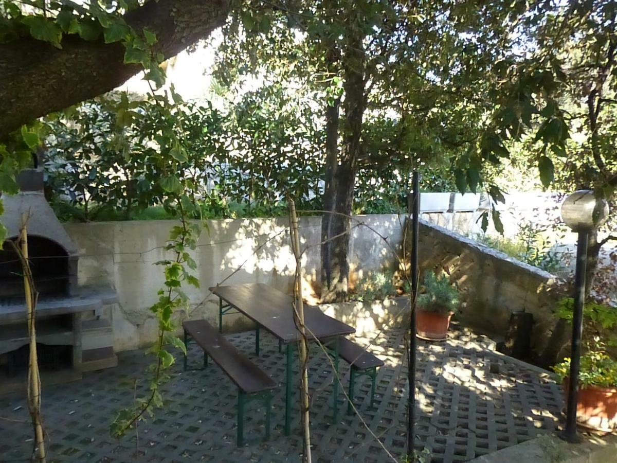 Apartments Vila Lavanda Omišalj المظهر الخارجي الصورة