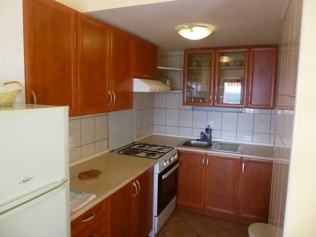 Apartments Vila Lavanda Omišalj المظهر الخارجي الصورة
